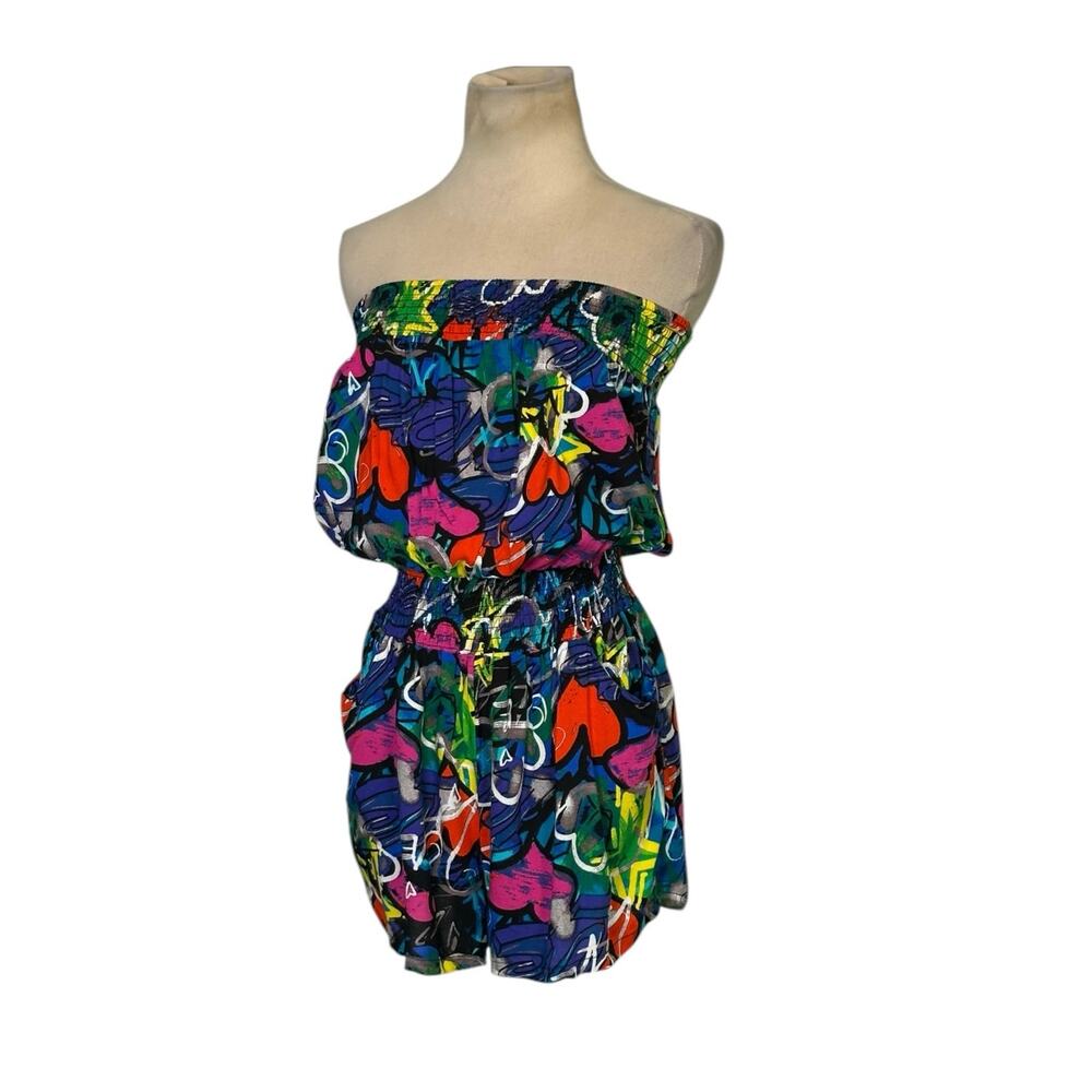 A New Look colorful and vibrant strapless romper size small